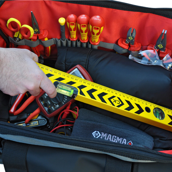 CK MAGMA MAXI BAG?Â??WATERPROOF & CRACKPROOF BASE,?Â??CARRY HANDLES & SHOULDER STRAP?Â??MA2628A